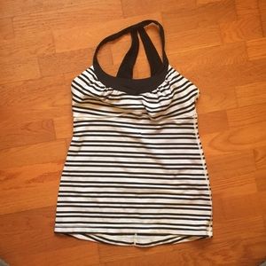 Lululemon scoop neck tank